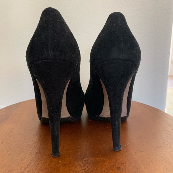 Sergio Rossi Suede Heels - Picture 4 of 8